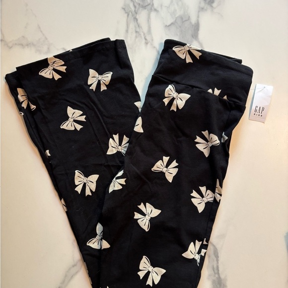 GAP Kids Flare Leggings with Bow Print -NWT - Picture 3 of 4